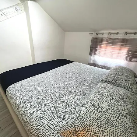 Air σϝ Aραrlmҽnl Verdi Apartment Novi Ligure